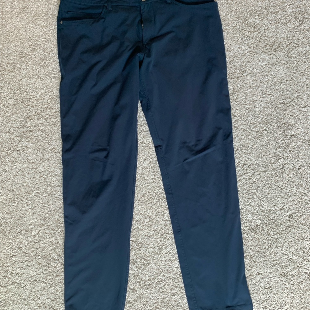 Men’s Lululemon ABC 5 pocket Classic Pant